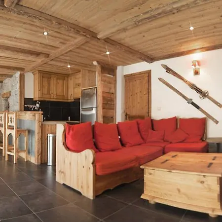 Les Alpages D'auguste Apartmán *