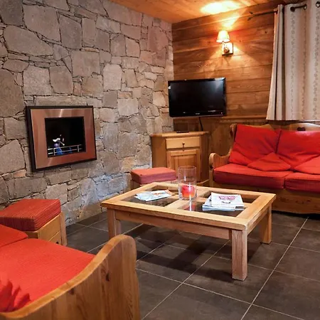 Les Alpages D'auguste Apartmán *